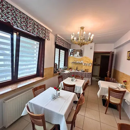 Bed & Breakfast Szach 3*